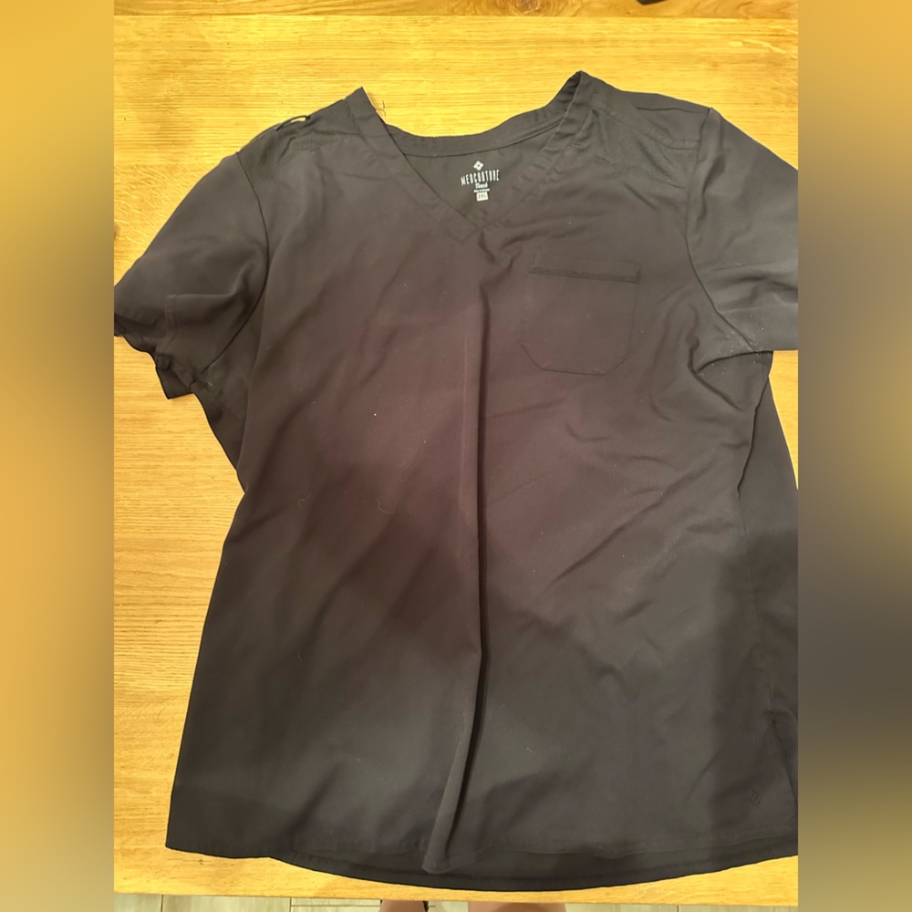 Scrub top